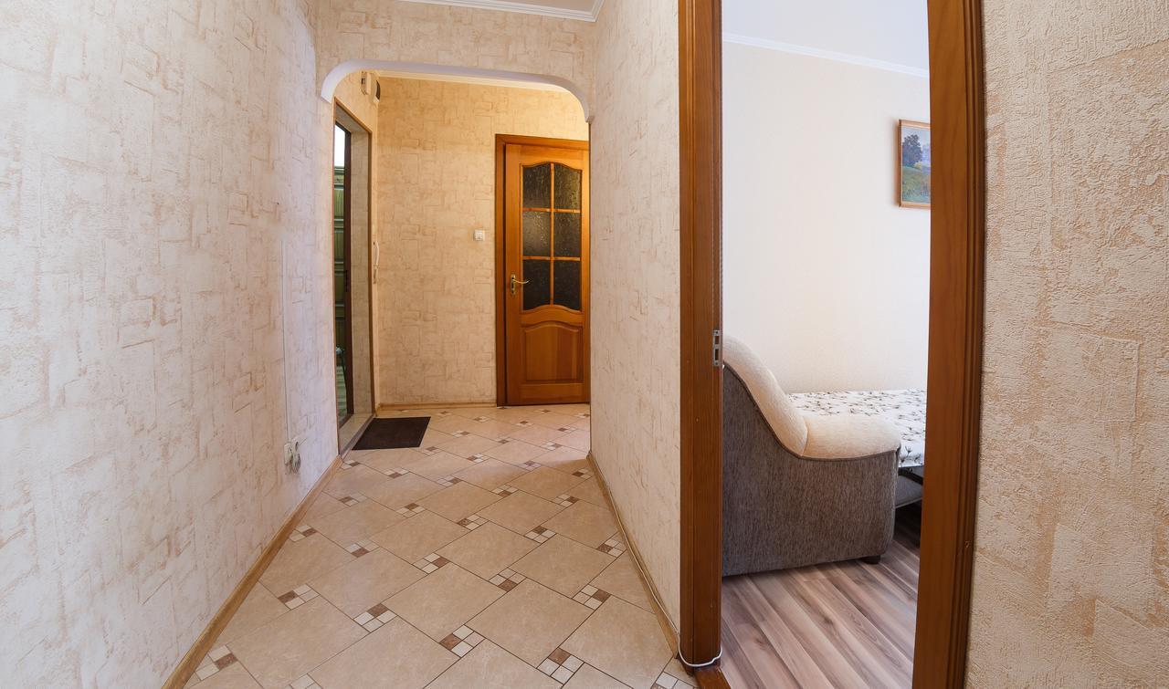 Clean And Comfortable Apartments On Karl Marx Street Tiraspol Exteriör bild